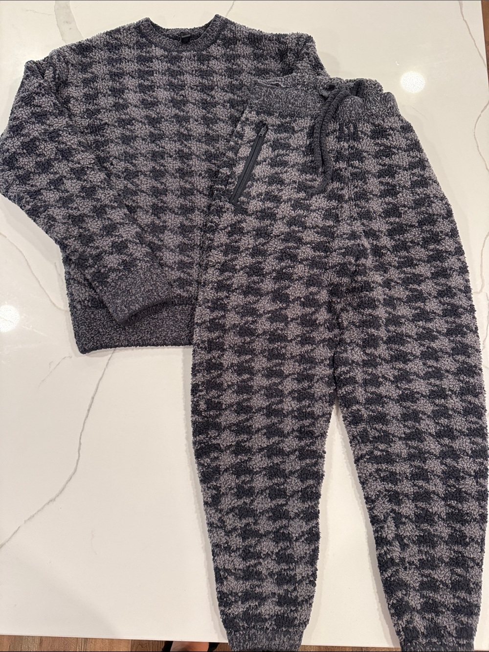 Skims Cozy Houndstooth Crewneck and Sweatpants